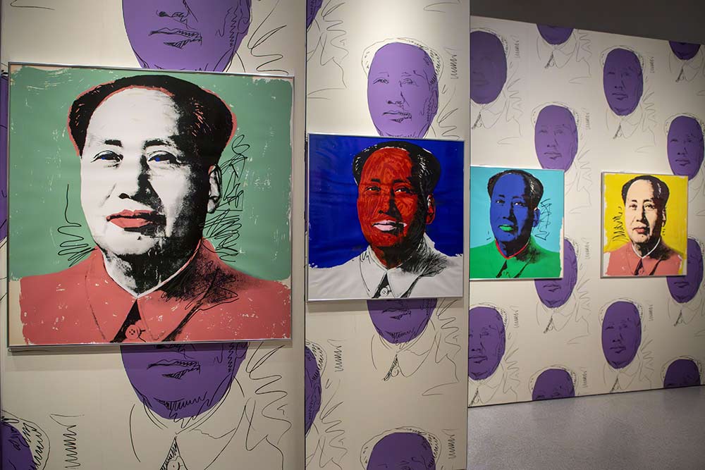 Andy Warhol - Différentes couleurs pour ce personnage.