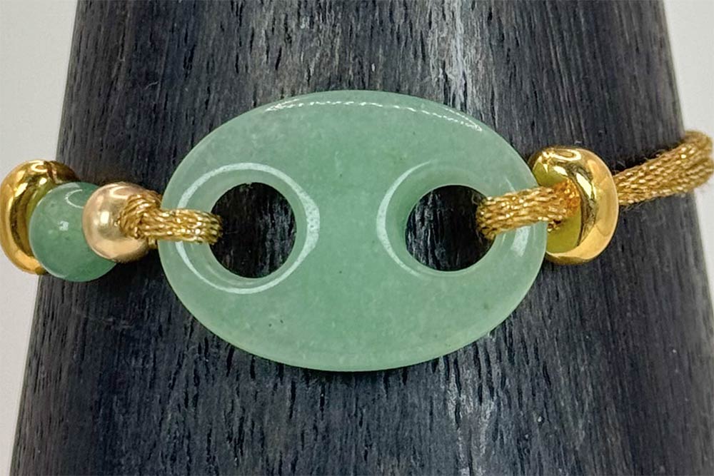 Mari Trani - Un bracelet sobre et original.