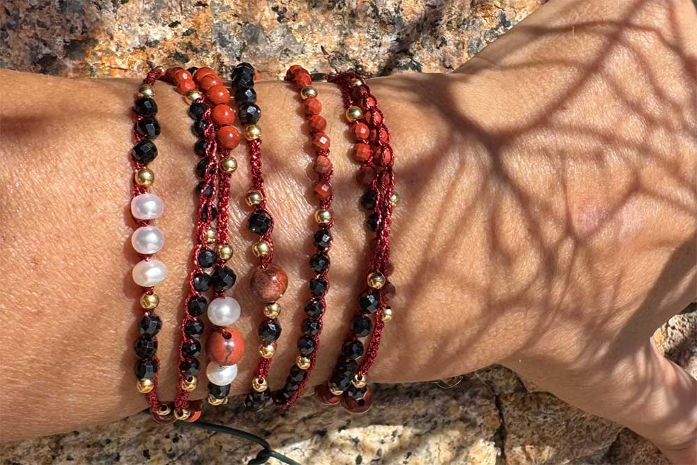 Des bracelets élégants et originaux.
