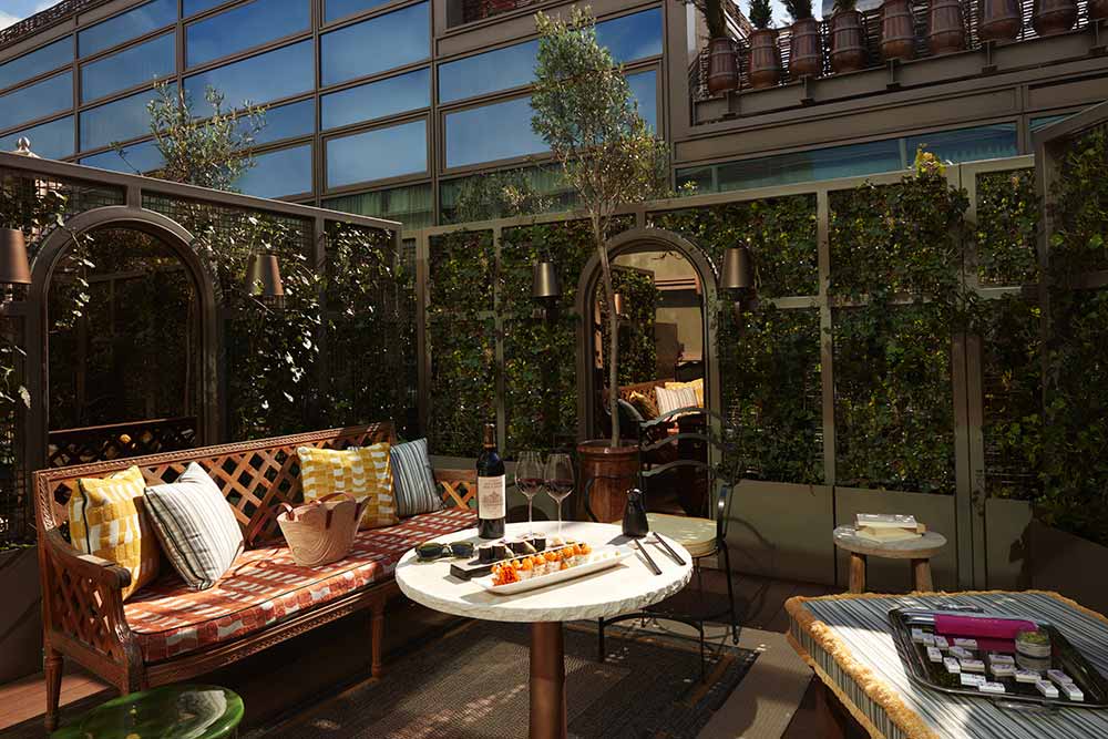 Mondrian Bordeaux Les Carmes - Une des terrasse.
