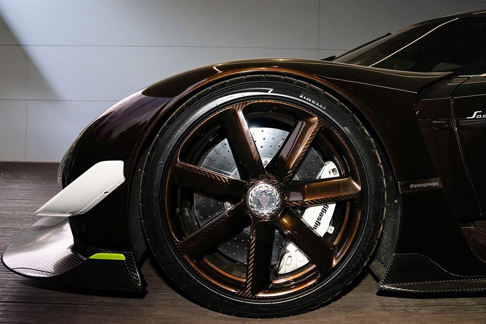 Pirelli - Koenigsegg Sadairs Spear low res