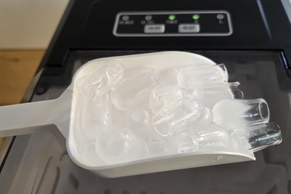 Ice Cool de Senya : Des glaçons prêts en seulement 6 minutes
