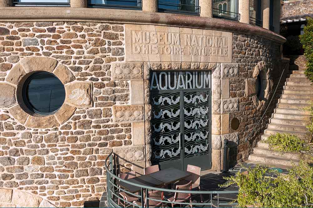 Castelbrac - Entrée du Bar Aquarium.