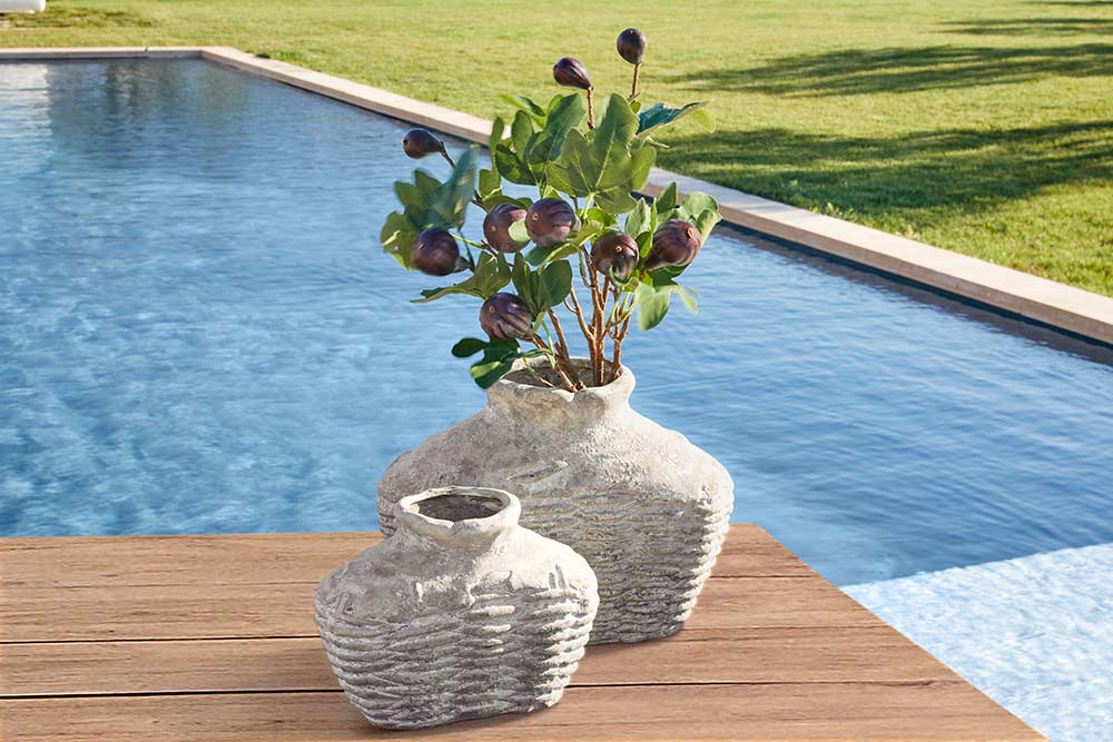 Deux vases originaux.