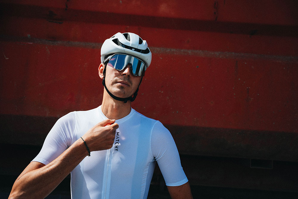 Un casque et des lunettes au top.