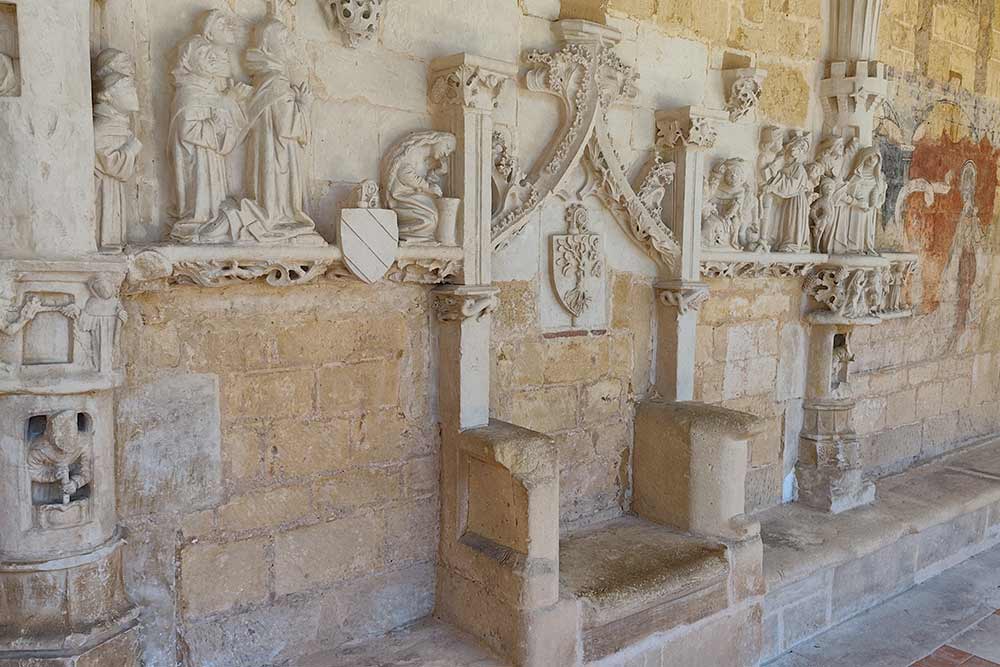 Le siège de l’abbé.