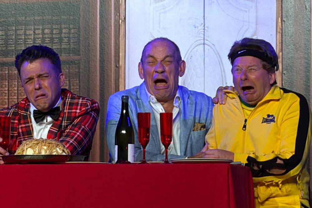 Dîner de Cocus - Les hommes sont en mauvaise posture.