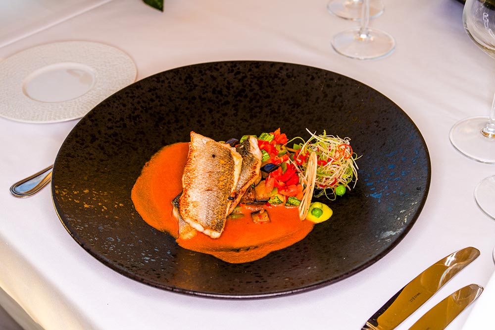 Les restaurants font la part belle aux produits de la mer.
