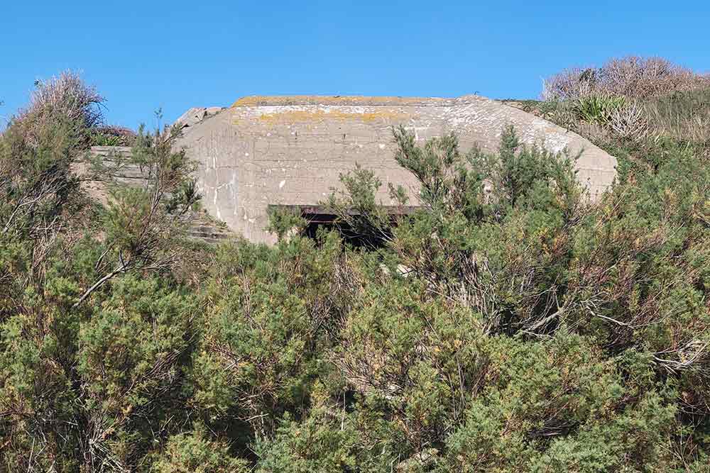 Tatihou - Un des blockhaus construit par les Allemands dans le cadre du « Mur de l’Atlantique ».